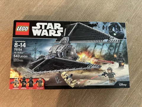LEGO Star Wars: TIE Striker (75154)