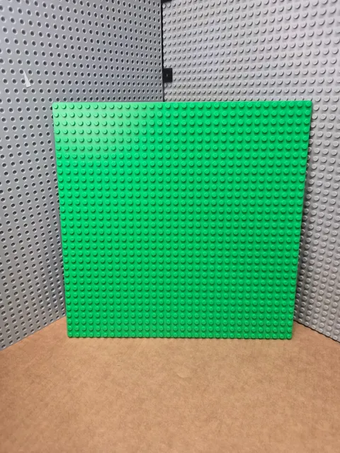 LEGO Base Plate Part #3811 - 32x32 Bright Light Green - Scratches