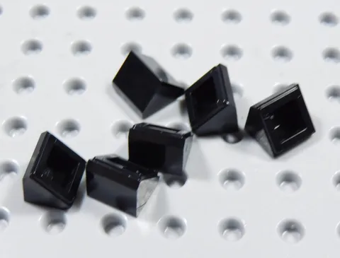 LEGO Lot of 6 Black 1x1 Peak Slopes BH