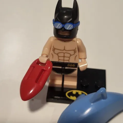 LEGO Batman Movie Series 2 Swimsuit Batman Minifigure 71020 Adult Owned 