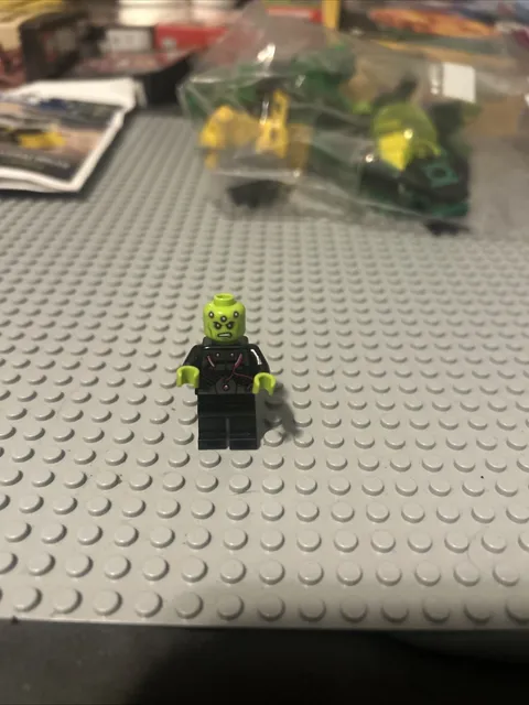 Genuine LEGO DC Super Heroes BRAINIAC Minifigure 76040 