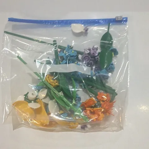 LEGO Flower Bouquet Bulk Lot Multicolor Plastic Pieces/Parts in Bag