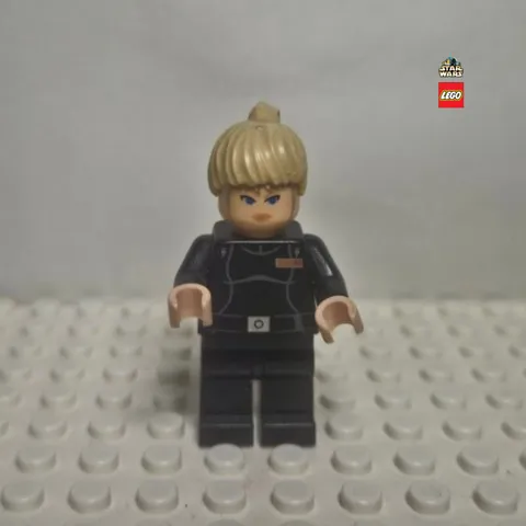 LEGO Star Wars Juno Eclipse sw0182 Minifigure 7672 Crack On Back Torso
