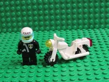 Classic Lego Town Patrol Officer w/ Zipper Jacket & Motorcycle helmet CP32