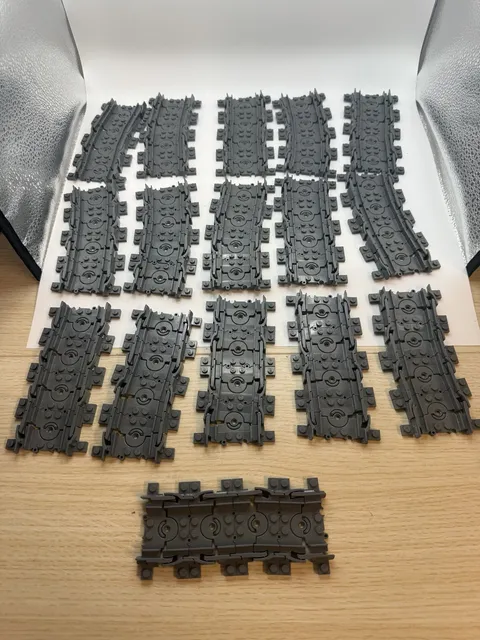 Lot of 64pcs Grey LEGO Flexible Train Tracks Authentic