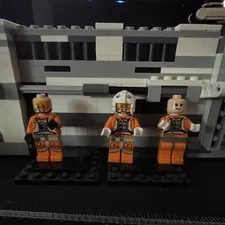LEGO Pilot Star Wars Minifigures Lot 2/3 With Crack Side