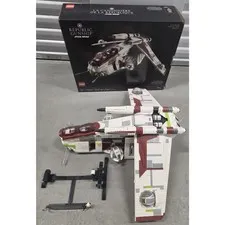 LEGO STAR WARS ULTIMATE COLLECTOR'S SERIES REPUBLIC GUNSHIP COMPLETE WITH FIGS