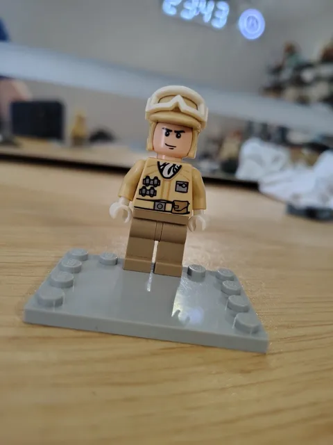 Lego Star Wars Hoth Rebel Trooper Minifigure