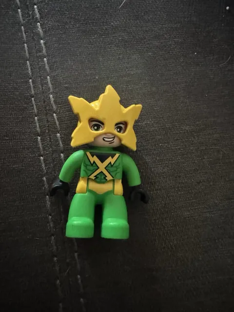 Lego Duplo Marvel Electro Mini Figure