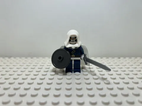 LEGO Marvel Super Heroes: Taskmaster - White Cape Minifigure sh0100 Set 76018