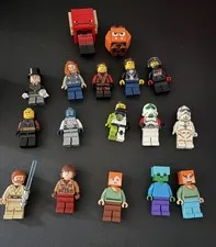 Lot of 17 Assorted Lego Minifigures Various Mixed 