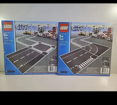 Lego City Crossroad and Curve 2pc 7280 And 7281