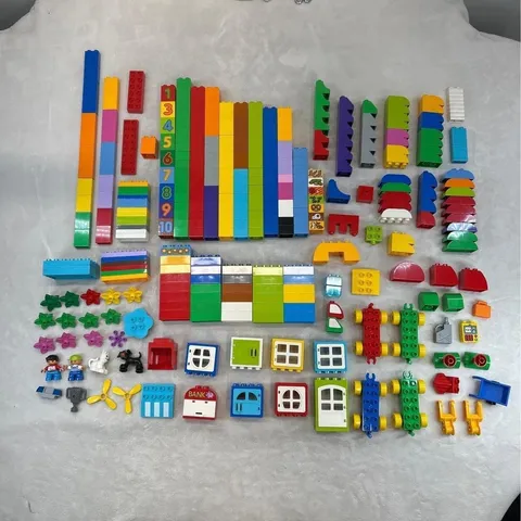 LEGO Duplo Building Bricks Mixed Lot 356 pcs People Animals Numbers Wheels Doors