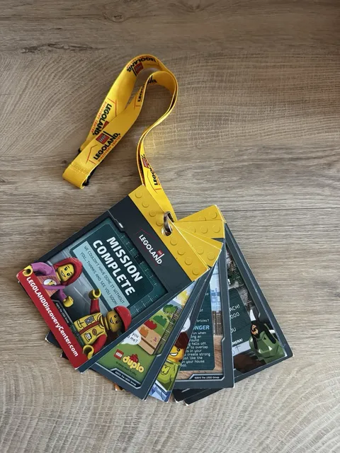 LEGO Legoland Discovery Center Mission Complete Activity Pack Badge Lanyard Kids