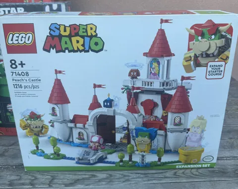 LEGO Super Mario: Peach's Castle (71408) see pics Brand New Sealed