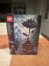 LEGO Wednesday Black Dahlia Flower Set with Minidolls, 76784 New And Sealed