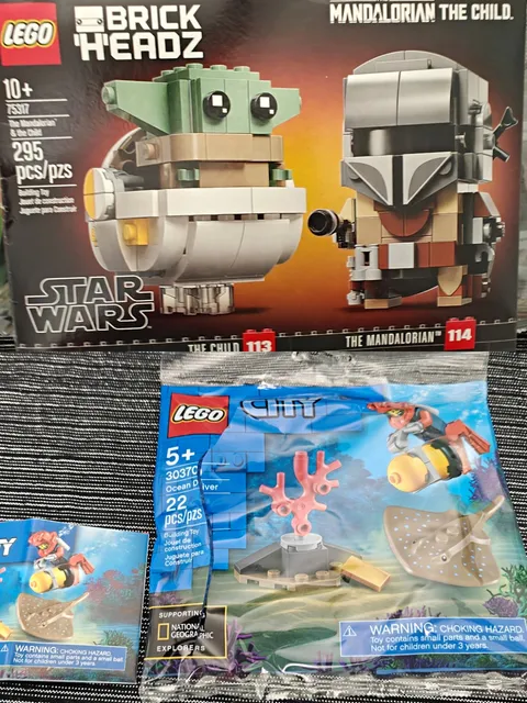 LEGO Star Wars BrickHeadz The Mandalorian & The Child 75317 & 30370