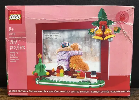 LEGO 40702 Limited Edition Christmas Picture Frame 209 Pcs Limited Edition NIB