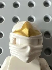 LEGO 98133pb01 Ninjago Wrap Type 1 Gold 3 Point Emblem Pattern White Headgear