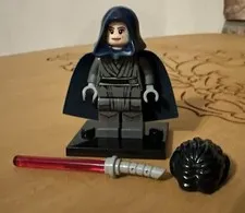 Lego Star Wars Naare Minifigure sw0752 (from 75145) w/ Hood, Hair, Weapon, Stand