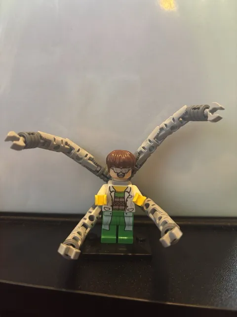 Lego Marvel Super Heroes Minifigure Dr. Octopus Doc Ock sh0110