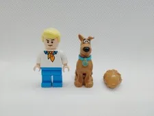 Lego Fred Jones and Scooby-Doo Minifigure Scooby-Doo READ DESCRIPTION 