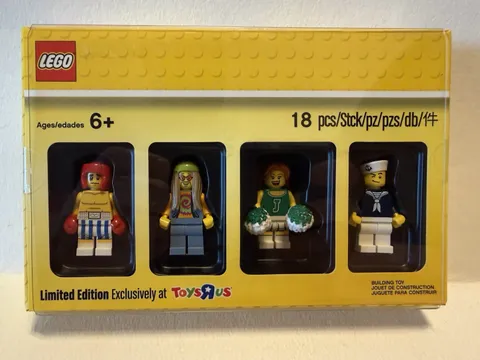 New Lego Figurine Set Limited Edition Toys R Us Exclusive Building Toy 18 Pc