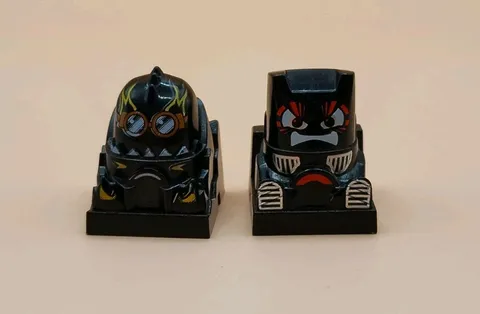 Vintage LEGO 2001 Racers WARRIOR & DUSTER Drivers Minifigures Sets 4569 & 4576