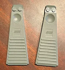 LEGO Vintage 2 Gray Brick Separator 6007 ~ Excellent Condition