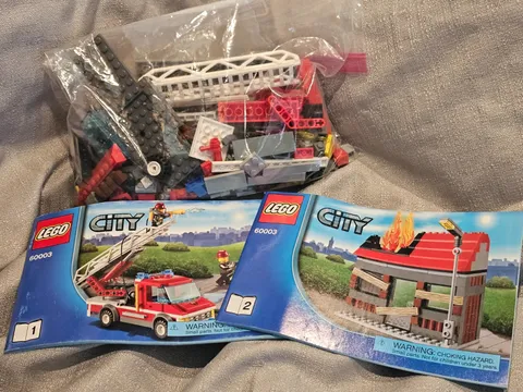 Lego city fire 60003  Fire Emergency  99% complete, manuals 🤯  NO box