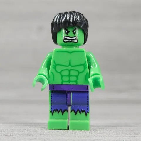 Lego Hulk Minifigure Marvel 6001095 Promo Ripped Pants Rare