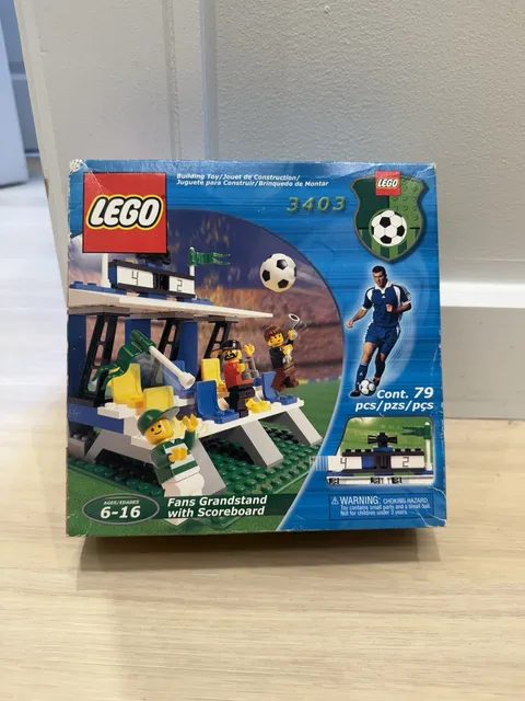 Vintage LEGO 2000 Soccer Fans Grandstand Complete Set  sealed new in box
