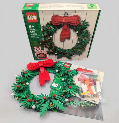 2020 LEGO 40426 Christmas Wreath 2-in-1 Holiday Decoration Set
