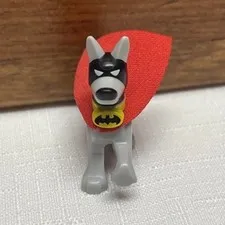 LEGO - Super Heroes - Ace the Bat-Hound (Dog) Mini Figure Kryptos Red Cape