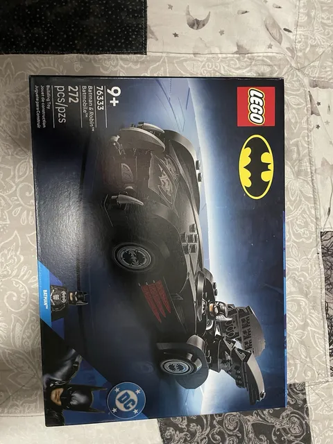 LEGO DC 75633 Batman and Robin Batmobile (with In Game Content)