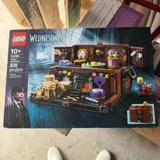 LEGO Wednesday: Thing's Apartment 76785