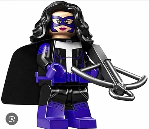 LEGO Huntress Minifigure DC CMF Series Brand New/Never Assembled