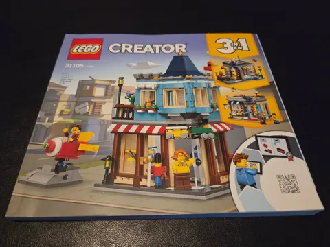 LEGO CREATOR: Townhouse Toy Store (31105) - Complete