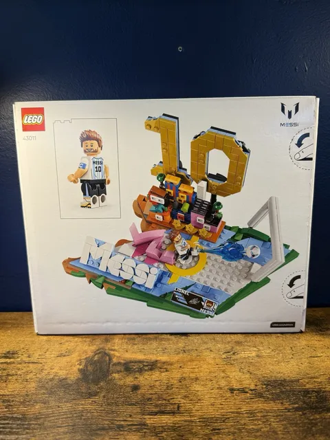 LEGO Lionel Messi Soccer Highlights 43011 Limited Edition 500 Pieces