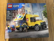 LEGO City 60500 The LEGO Van Vehicle Set Boxed 276 pcs Age 6+
