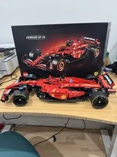 LEGO TECHNIC: Ferrari SF-24 F1 Car (42207)