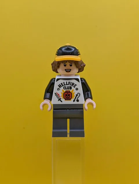 Dustin Henderson st019 Bright Light Orange Cap Stranger Things Lego Minifigure