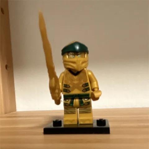 LEGO NINJAGO Gold Ninja Minifigure w/ Sword & Helmet Headgear