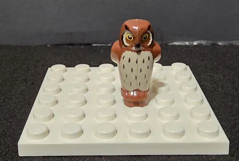 LEGO Harry Potter Pigwidgeon Owl Minifig 92084pb01