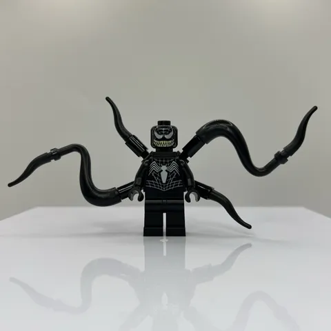 LEGO Venom Minifig SH1113 Marvel Super Heroes Spider-Man 76334