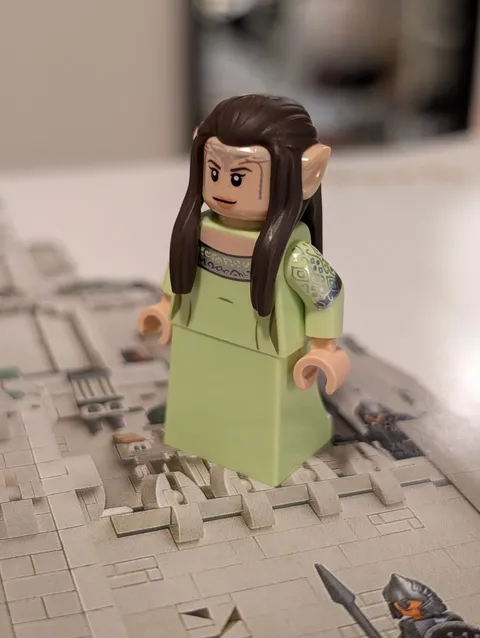 LEGO The Lord Of The Rings Arwen Minifigure from Minas Tirith 11377 NEW IN HAND
