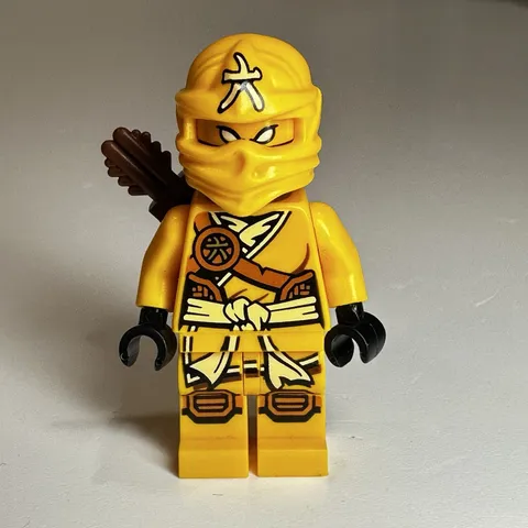 LEGO Ninjago Minifig njo0135 - Skylor Jungle Robe