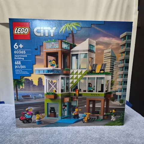 LEGO CITY# 60365 Apartment Building NEW IN BOX 688 pcs RETIRED