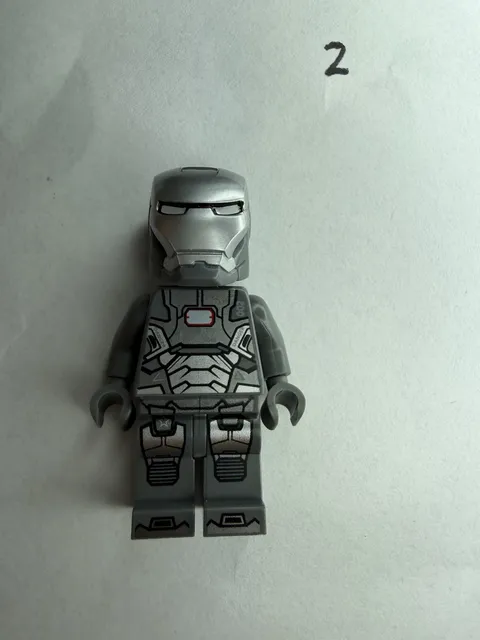 LEGO WAR MACHINE MINIFIGURE SUPER HEROES AVENGERS AGE OF ULTRON FIG