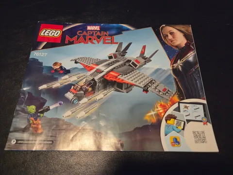 LEGO Marvel: Captain Marvel and The Skrull Attack (76127) - Complete